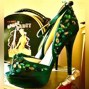 Menbur Hot shoes Jade green 2005 edition brand new never worn.
